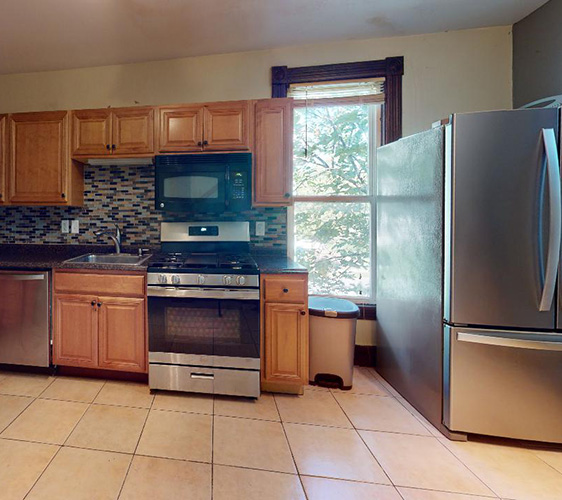 522-12th-Ave-SE-Kitchen c.jpg