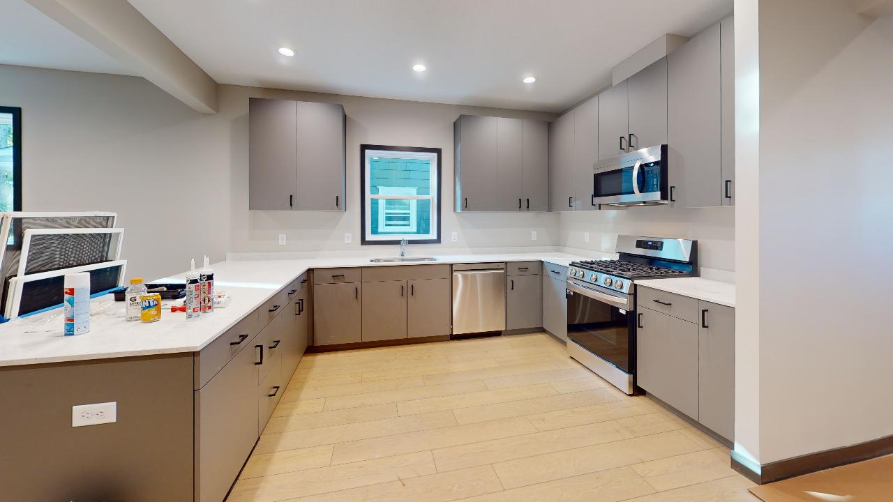 937-17th-Ave-SE-Kitchen.jpg