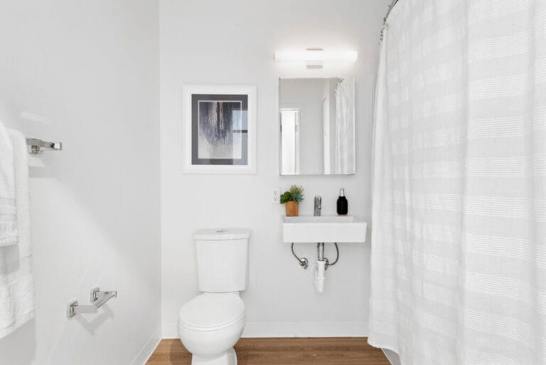 Studio 1 bath apartment at 1119 4th St SE, photo 9